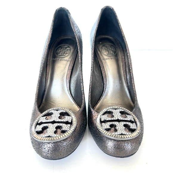 TORY BURCH Pierson-soft Embellished Logo Metallic Gray Leather Pump Heel Sz 7 M - Picture 3 of 11